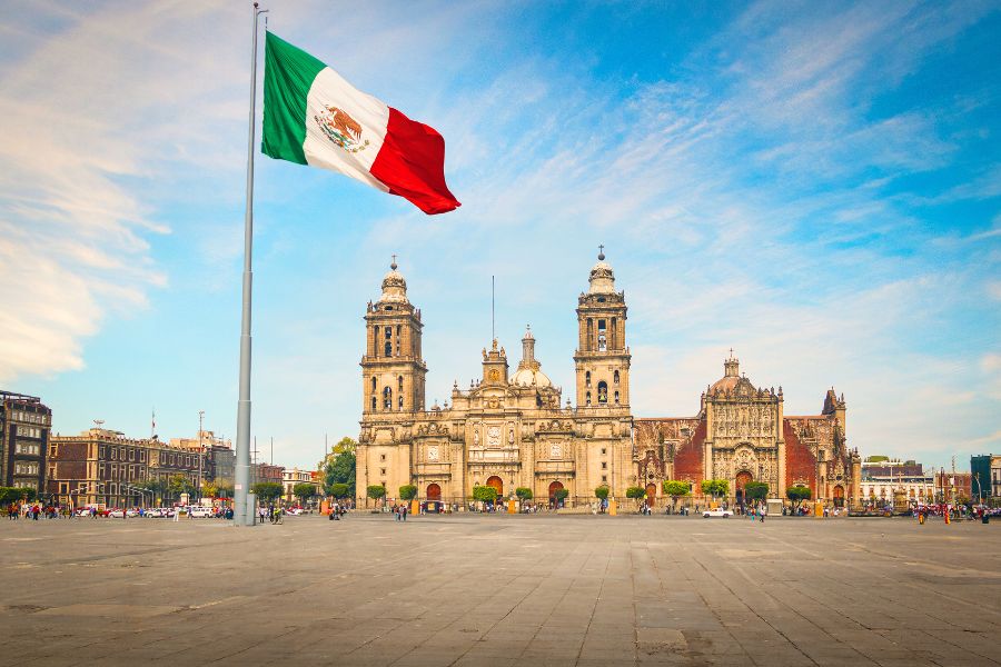 How to Navigate Travel Disruptions in Mexico